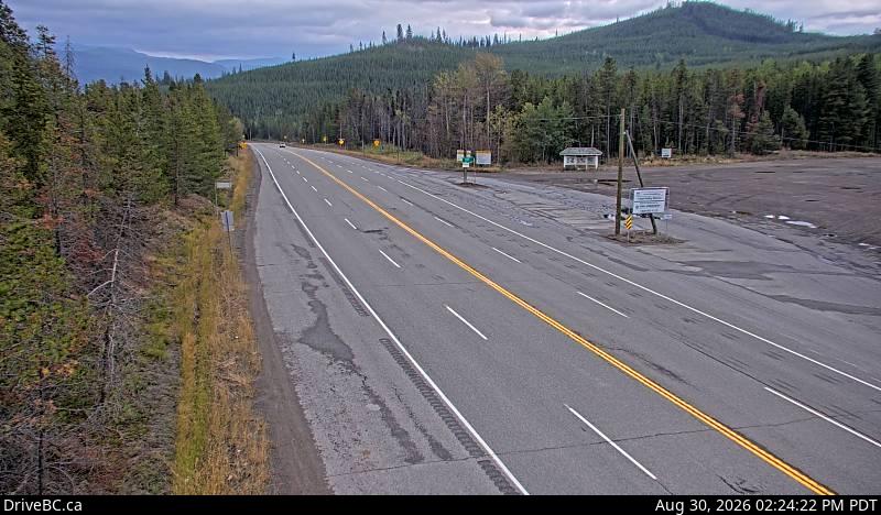 DriveBC webcam: Sunday Summit — South on Highway 3 (Hope-Princeton)