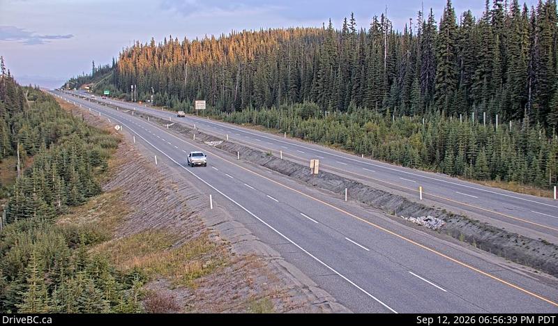 Live DriveBC webcam: Pennask Summit — Eastbound on Highway 97C (Okanagan Connector)
