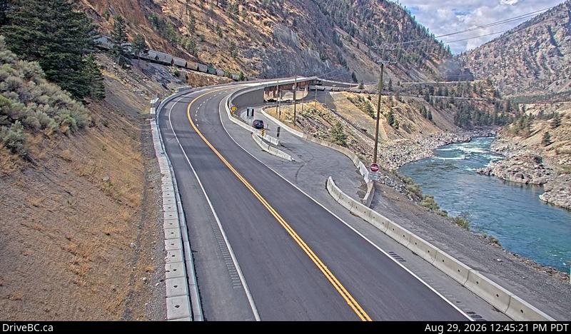 Tank Hill — North — Hwy 1 at Tank Hill near Lytton, looking north