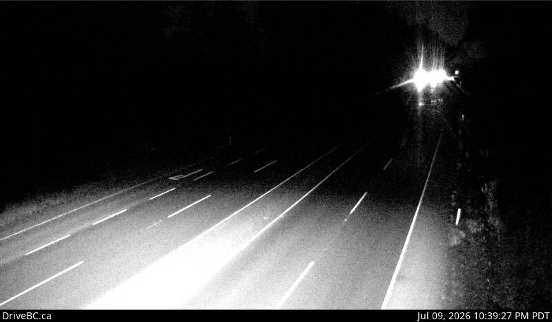DriveBC webcam: Bamberton — South on Highway 1 (Malahat)