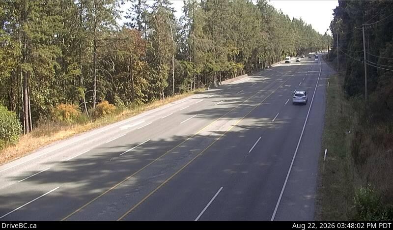 Live DriveBC webcam: Bamberton — South on Highway 1 (Malahat)