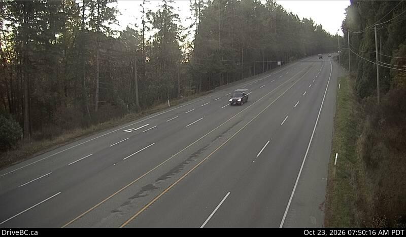 DriveBC webcam: Bamberton — South on Highway 1 (Malahat)