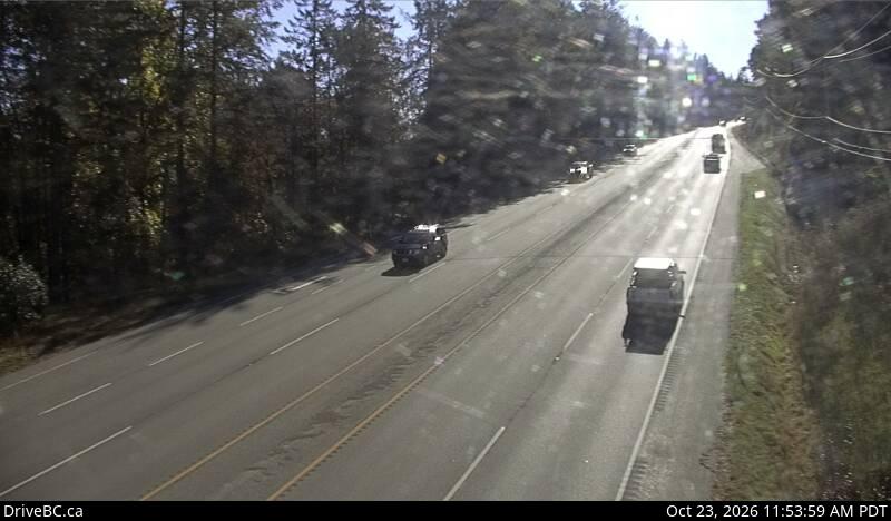 DriveBC webcam: Bamberton — South on Highway 1 (Malahat)
