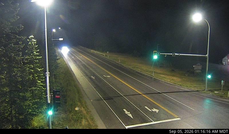 Live DriveBC webcam: Field — Northeast on Highway 1 (Kicking Horse Pass)