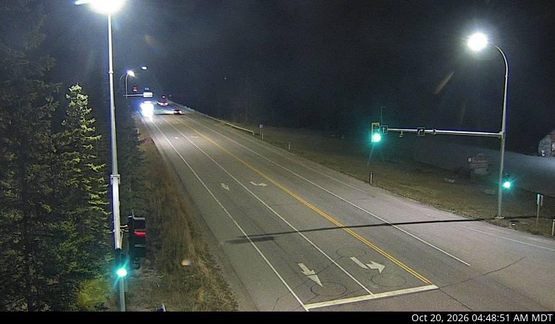 DriveBC webcam: Field — Northeast on Highway 1 (Kicking Horse Pass)