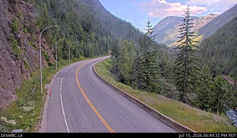 DriveBC webcam: Jack MacDonald Snowshed — East on Highway 1 (Rogers Pass)