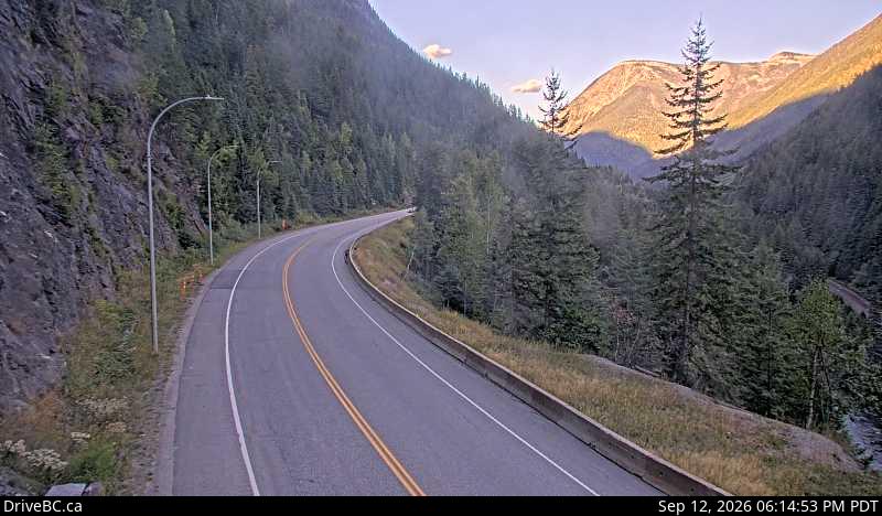 DriveBC webcam: Jack MacDonald Snowshed — East on Highway 1 (Rogers Pass)