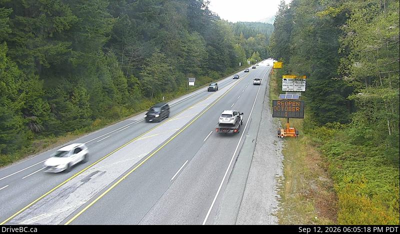 Live DriveBC webcam: Alice Lake — North on Highway 99 (Sea to Sky)