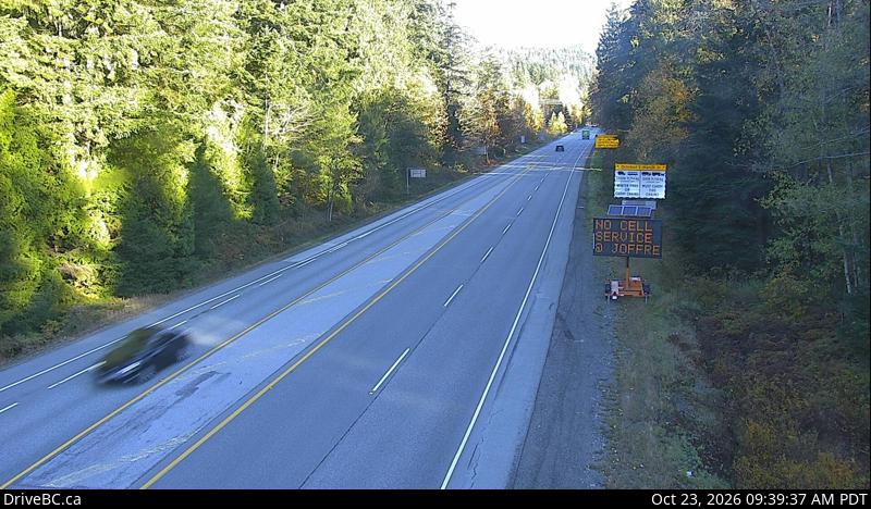 Live DriveBC webcam: Alice Lake — North on Highway 99 (Sea to Sky)