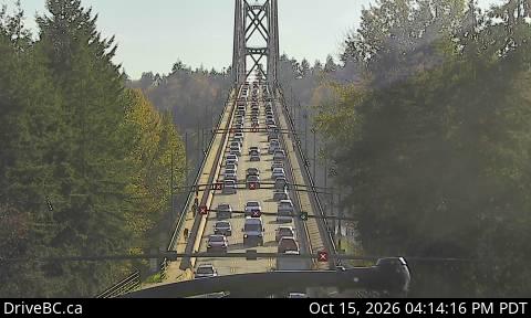 Live DriveBC camera: Lions Gate Bridge, north end, looking south across the bridge
