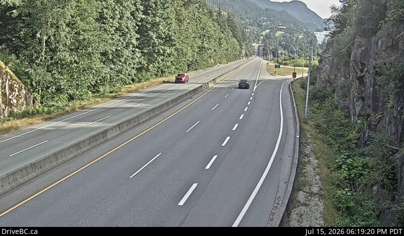 DriveBC webcam: Furry Creek — South on Highway 99 (Sea to Sky Highway)