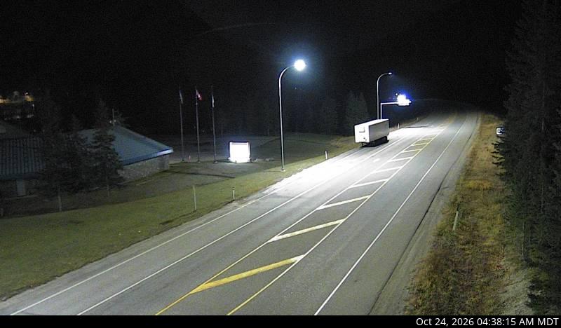 Live DriveBC webcam: Field — Southwest on Highway 1 (Kicking Horse Pass)