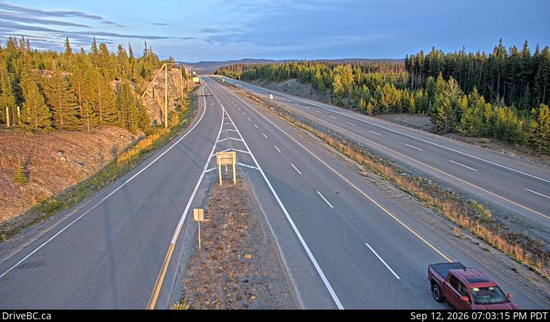 Live DriveBC webcam: Elkhart — Eastbound on Highway 97C (Okanagan Connector)