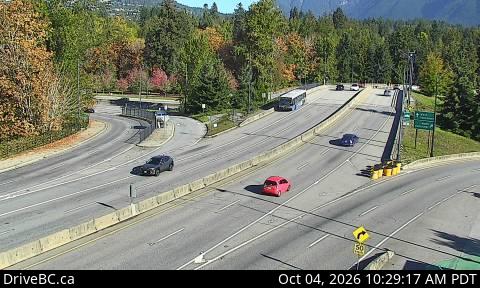 Live DriveBC camera: Lions Gate Bridge north end, looking north