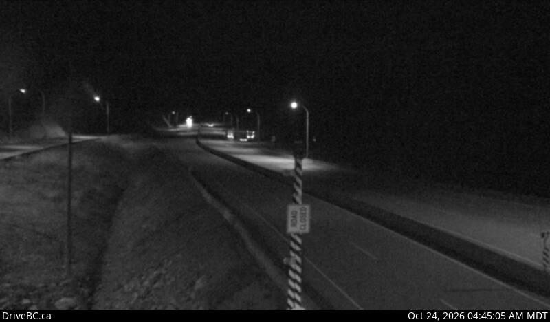 Live DriveBC webcam: Kicking Horse Canyon — Eastbound on Highway 1 (Kicking Horse Pass)