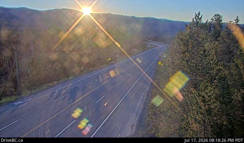 Live DriveBC webcam: Sunday Summit — North on Highway 3 (Hope-Princeton)