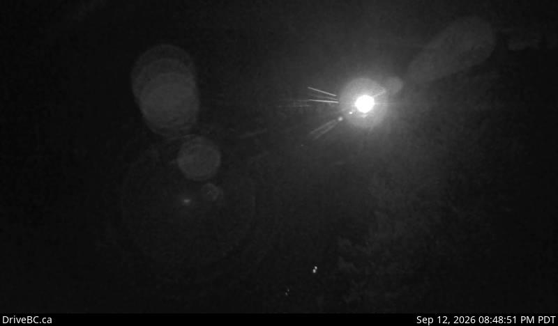 Live DriveBC webcam: Sunday Summit — North on Highway 3 (Hope-Princeton)