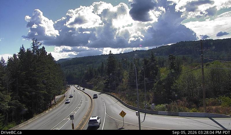 Live DriveBC webcam: Malahat Drive — South on Highway 1 (Malahat)