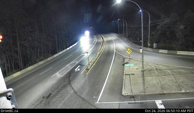 DriveBC webcam: Malahat Drive — South on Highway 1 (Malahat)