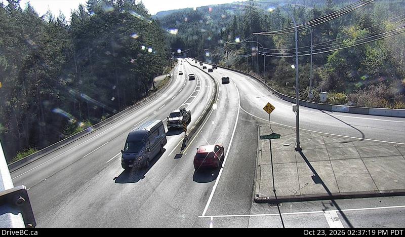 DriveBC webcam: Malahat Drive — South on Highway 1 (Malahat)