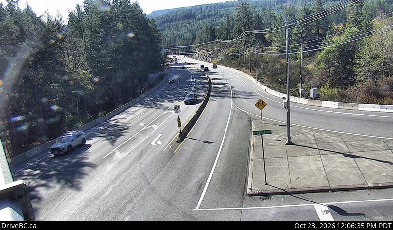 DriveBC webcam: Malahat Drive — South on Highway 1 (Malahat)