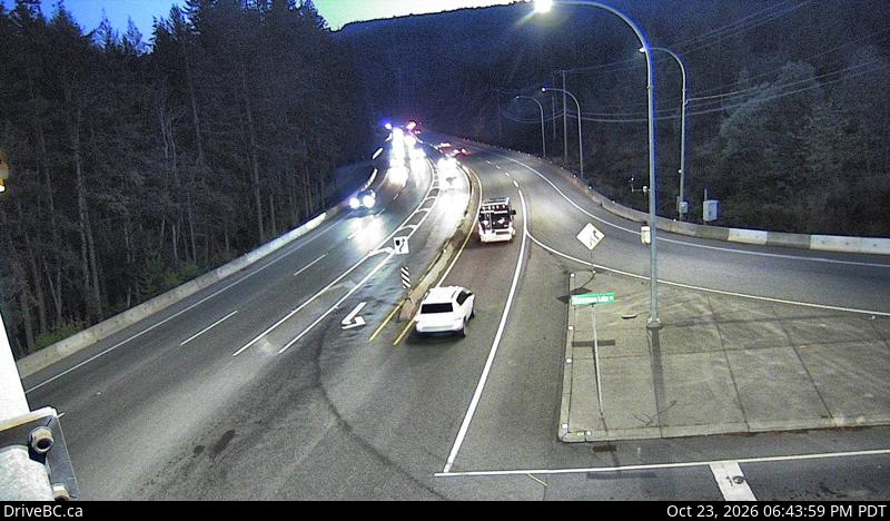 DriveBC webcam: Malahat Drive — South on Highway 1 (Malahat)