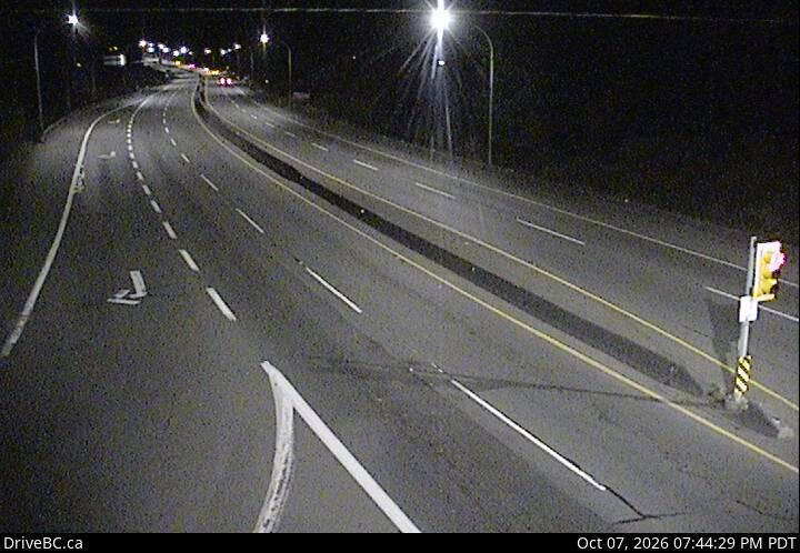 DriveBC webcam: Mill Bay — North on Highway 1 (Malahat)