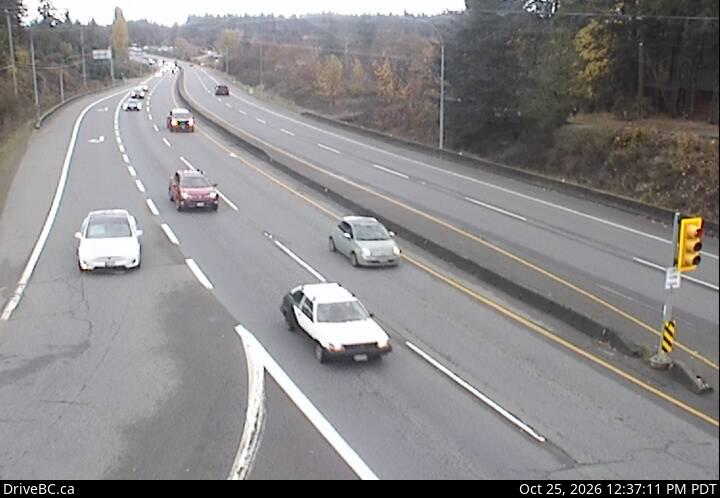 DriveBC webcam: Mill Bay — North on Highway 1 (Malahat)