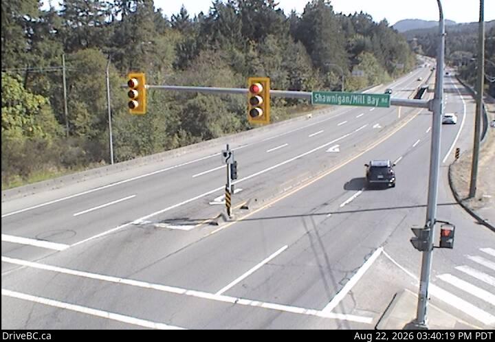 Live DriveBC webcam: Mill Bay — South on Highway 1 (Malahat)