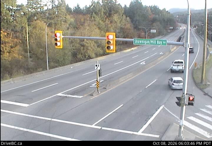 DriveBC webcam: Mill Bay — South on Highway 1 (Malahat)