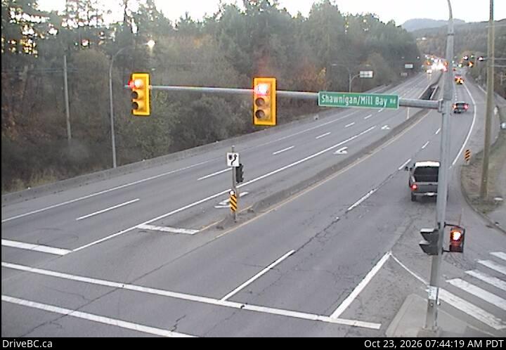 DriveBC webcam: Mill Bay — South on Highway 1 (Malahat)
