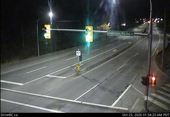 DriveBC webcam: Mill Bay — South on Highway 1 (Malahat)