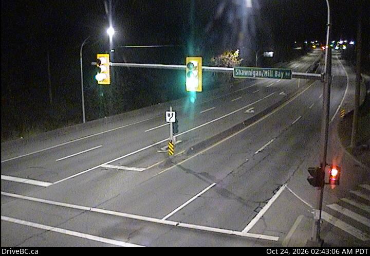 DriveBC webcam: Mill Bay — South on Highway 1 (Malahat)