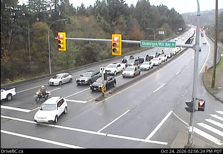 DriveBC webcam: Mill Bay — South on Highway 1 (Malahat)