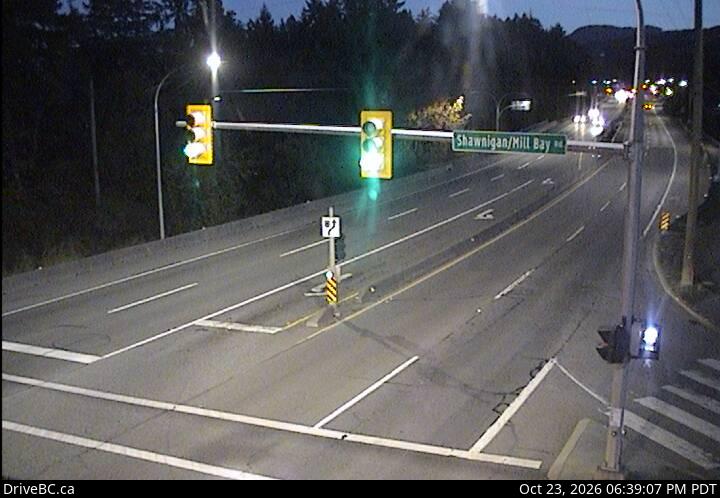 DriveBC webcam: Mill Bay — South on Highway 1 (Malahat)