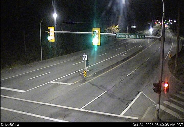 DriveBC webcam: Mill Bay — South on Highway 1 (Malahat)
