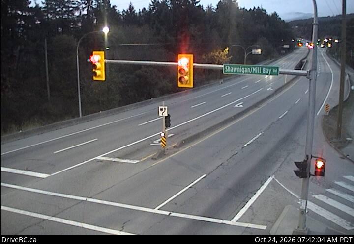 DriveBC webcam: Mill Bay — South on Highway 1 (Malahat)