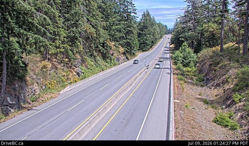 DriveBC webcam: Malahat Summit on Highway 1 (Malahat)