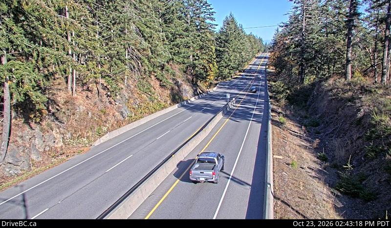 DriveBC webcam: Malahat Summit — North on Highway 1 (Malahat)