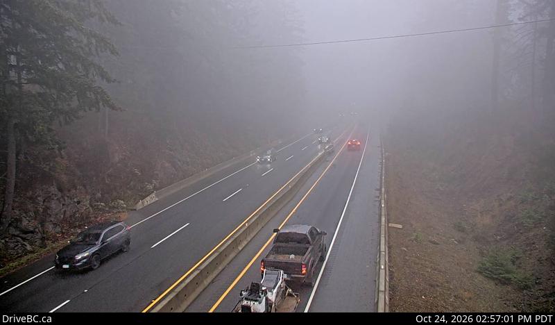 DriveBC webcam: Malahat Summit — North on Highway 1 (Malahat)