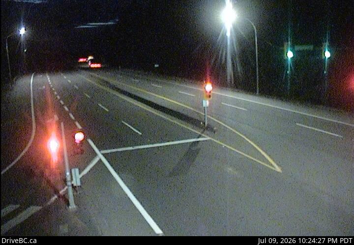 DriveBC webcam: Butterfield Road — North on Highway 1 (Malahat)
