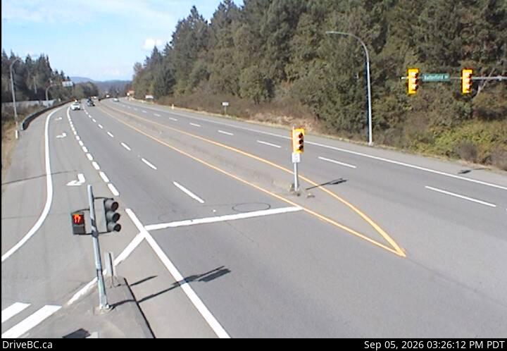 Live DriveBC webcam: Butterfield Road — North on Highway 1 (Malahat)