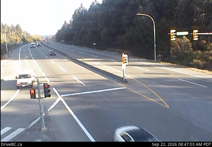 Live DriveBC webcam: Butterfield Road — North on Highway 1 (Malahat)