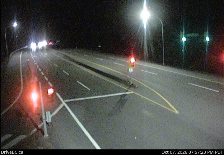 DriveBC webcam: Butterfield Road — North on Highway 1 (Malahat)