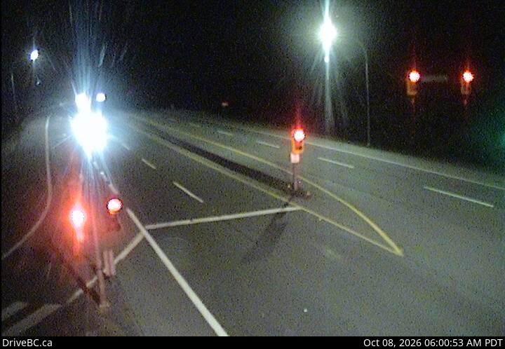 DriveBC webcam: Butterfield Road — North on Highway 1 (Malahat)
