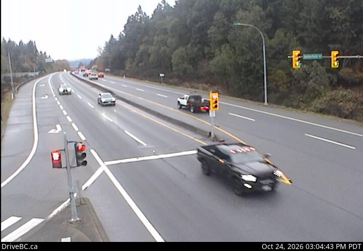 DriveBC webcam: Butterfield Road — North on Highway 1 (Malahat)