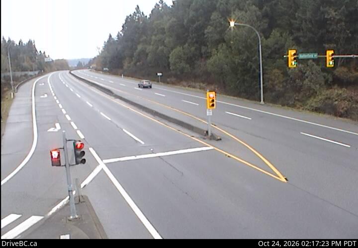 DriveBC webcam: Butterfield Road — North on Highway 1 (Malahat)