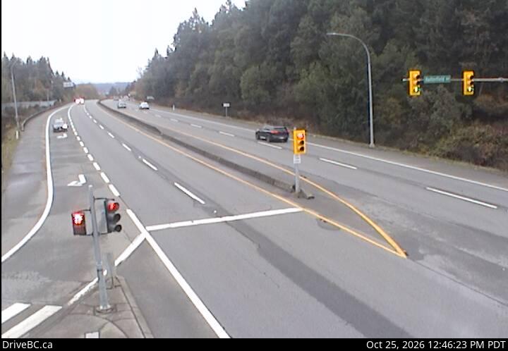 DriveBC webcam: Butterfield Road — North on Highway 1 (Malahat)