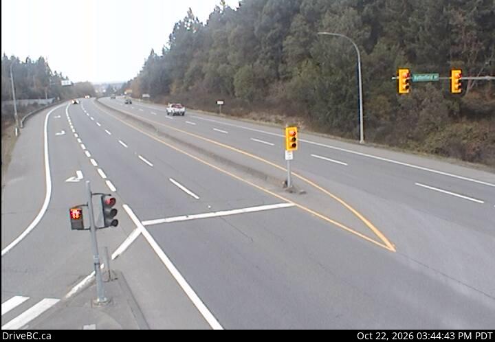 DriveBC webcam: Butterfield Road — North on Highway 1 (Malahat)