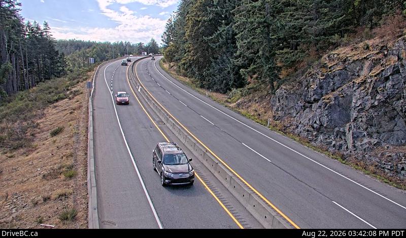 Live DriveBC webcam: Malahat Summit — South on Highway 1 (Malahat)